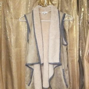 Jodifl Small fur lined vest